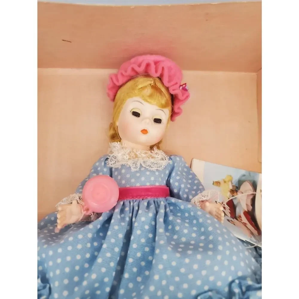 Madame Alexander Dolls - Miss Muffet 452